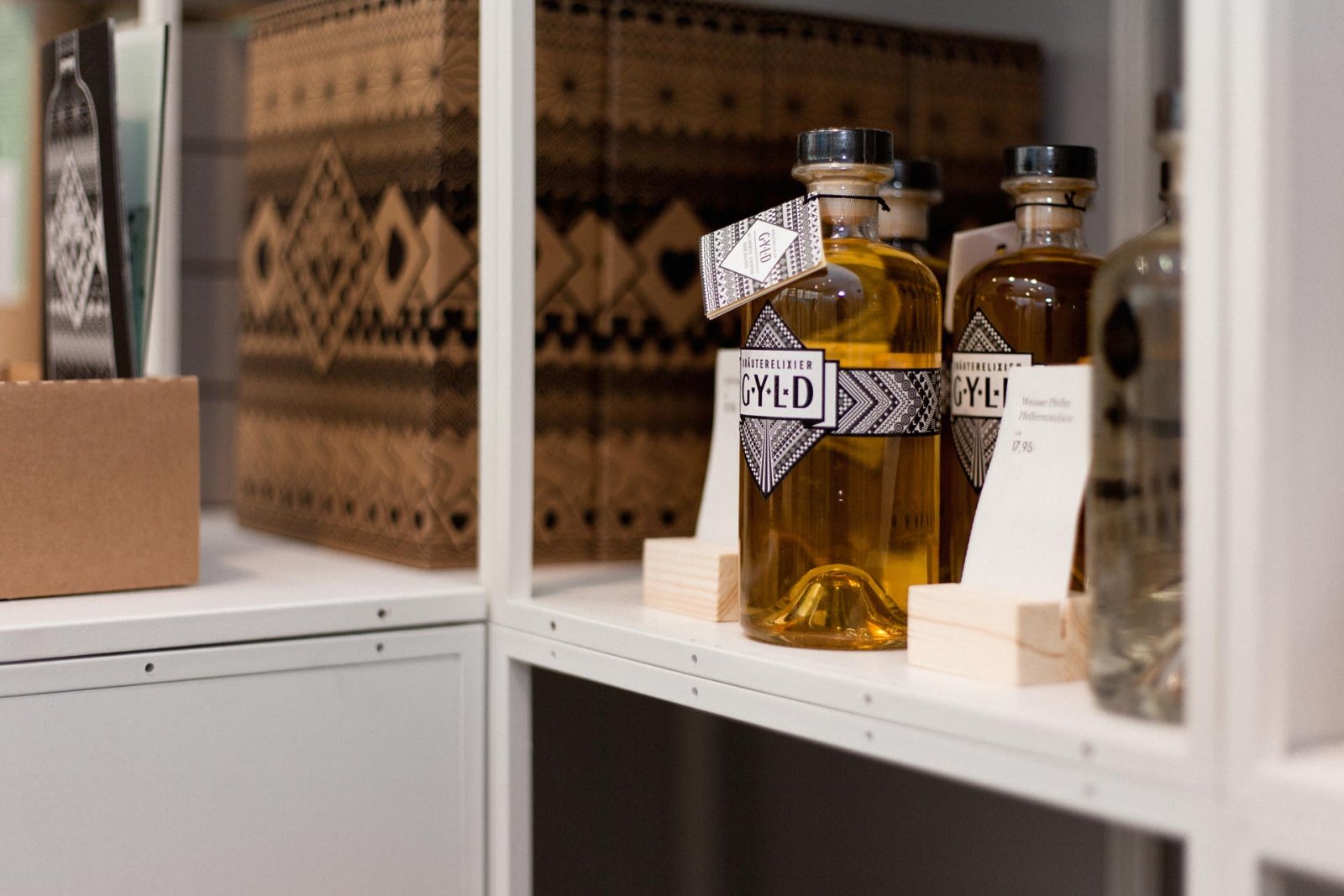 Halbe / Halbe — FORMAAT