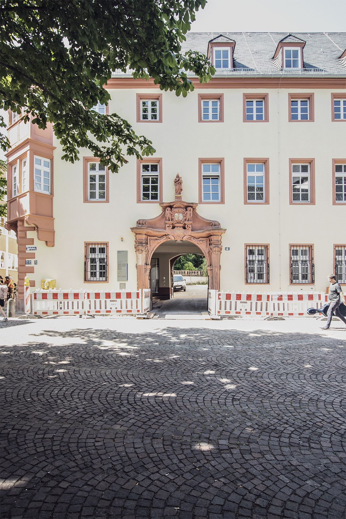 Älterer Dalberger Hof — FORMAAT